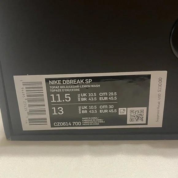 Men’s Nike Shoes - Picture 3 of 10